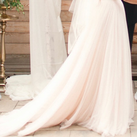 Wedding Dress - Picture 2 of 7